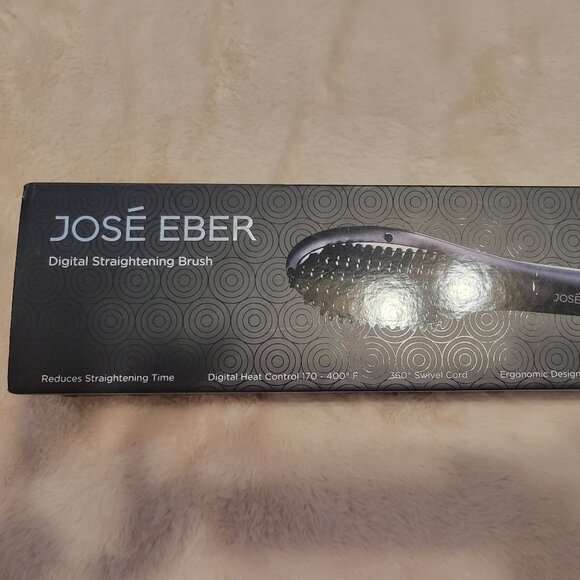 Jose Eber Digital Straightening Brush - Picture 1 of 8
